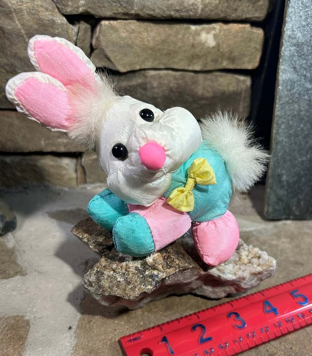 Dan Dee Tiny Nylon Pastel Easter Bunny Vintage
